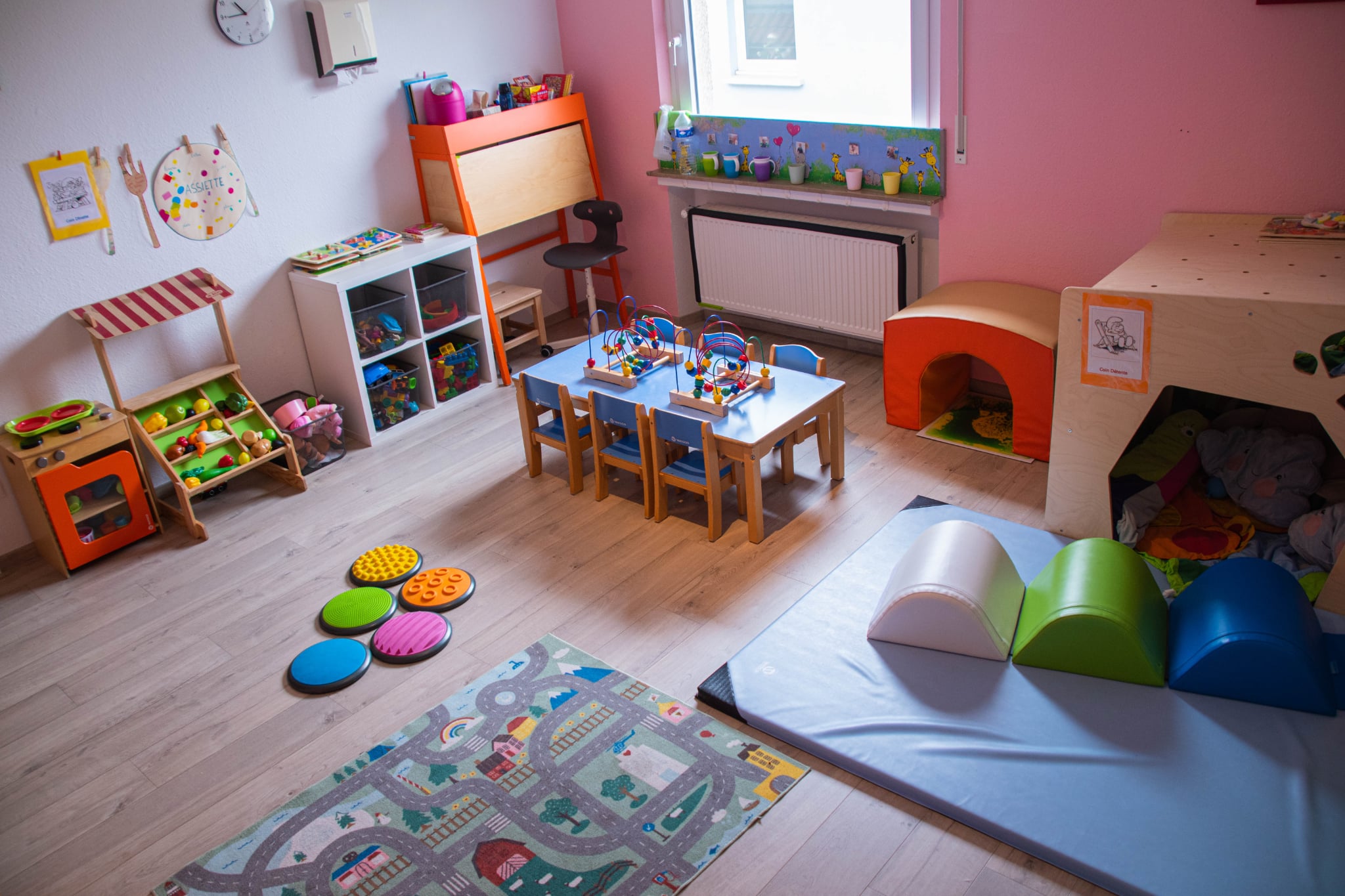 Itzig nursery - baby area 1