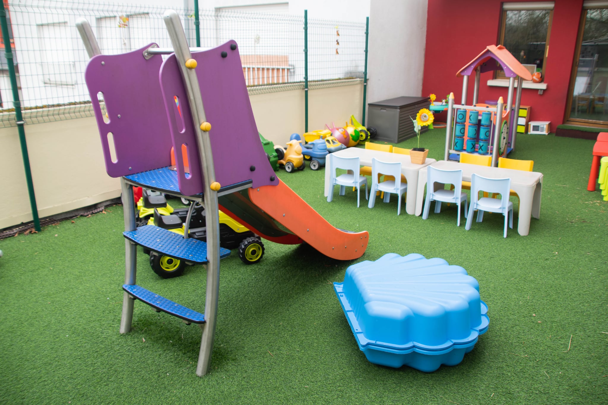 Kayl nursery - outdoor area 2