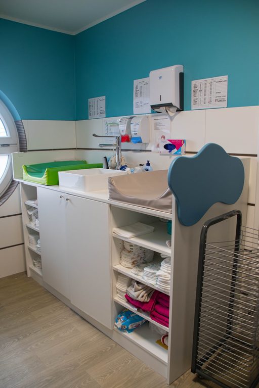 Brouch nursery - baby area 15