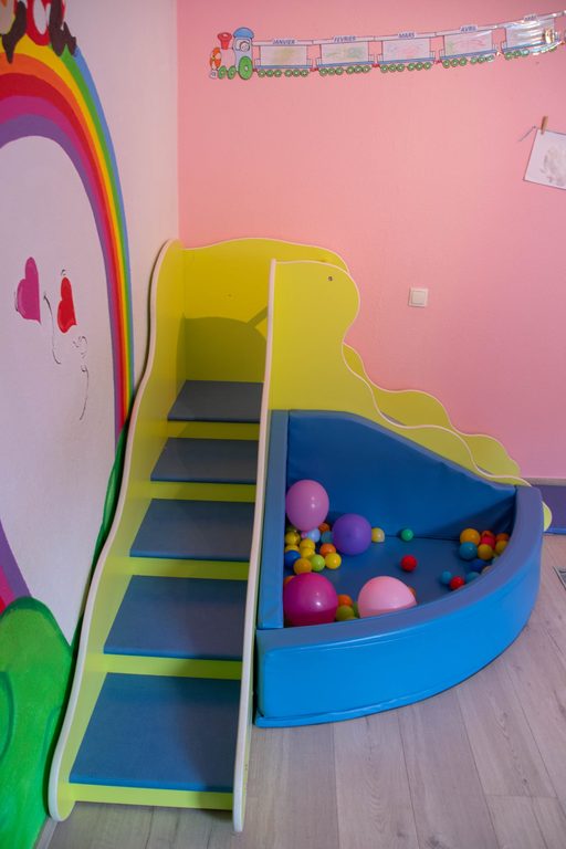 Itzig nursery - baby area 5